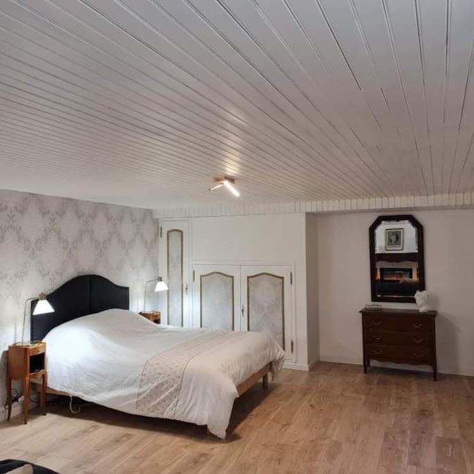Le « Saint-Just » Apartment Rodez Exterior photo